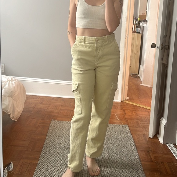 Wilfred Pants - Very cozy Wilfred cargo pants. A very soft and stretchy cotton, thick material.